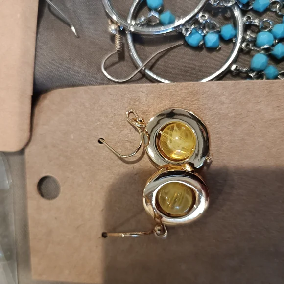 Assorted Earrings Set with Turquoise Color  One White Cloisonne Bangle - Picture 3 of 10